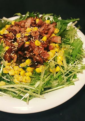 水菜とコーンとカリカリベーコンのサラダ-レシピのメイン写真