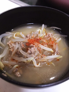 挽肉ともやしの辛味噌スープ-レシピのメイン写真