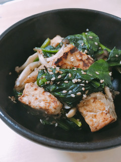 ほうれん草と豆腐の胡麻炒め-レシピのメイン写真