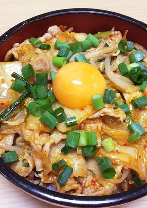 こってり豚キムチ丼-レシピのメイン写真