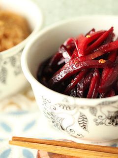 赤ビーツとにんじんのきんぴら-レシピのメイン写真