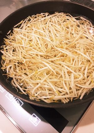 シャキシャキ！もやしは水から茹でて♩-レシピのメイン写真