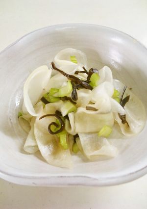 簡単過ぎてすみません✿我が家の蕪の昆布〆-レシピのメイン写真