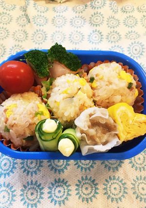 簡単*我が家の梅鮭チャーハン*お弁当-レシピのメイン写真