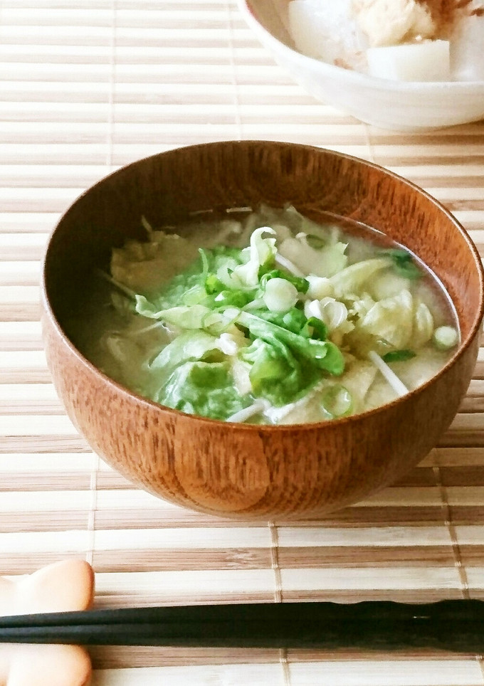 レタスとえのきと油揚げの味噌汁-レシピのメイン写真