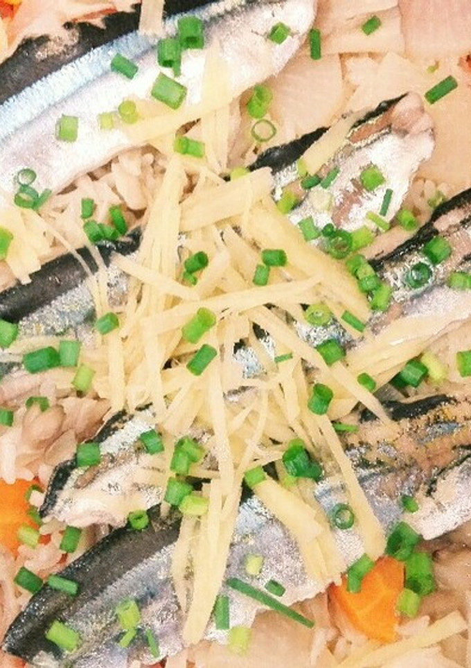 秋刀魚と大根と舞茸の炊き込みご飯-レシピのメイン写真
