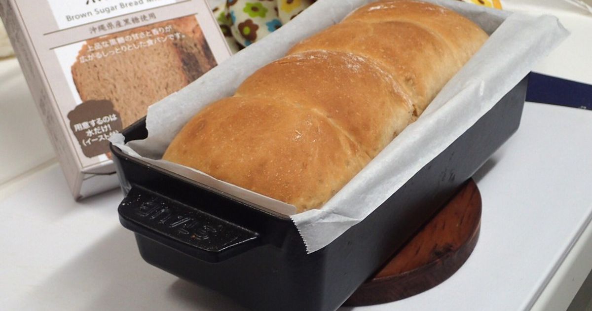 ストウブのケーキ&ブレッドパンで焼くパン by クック8FDOYN