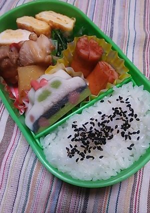 かまぼこトミカでお弁当-レシピのメイン写真