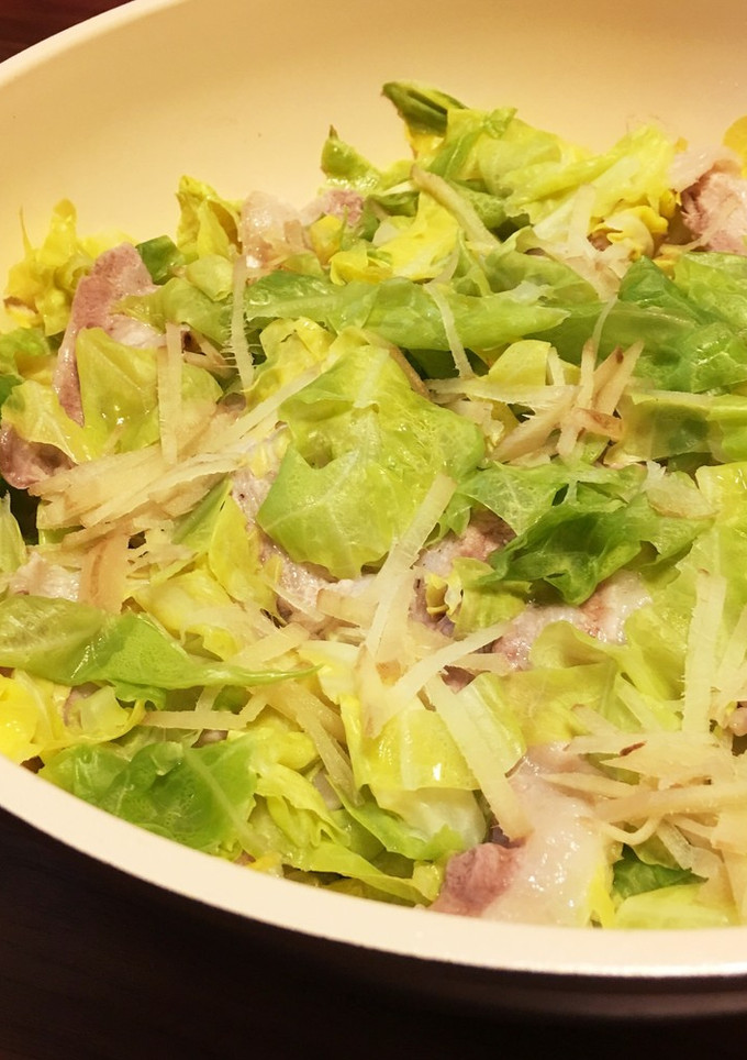 簡単！丸ごとキャベツと豚肉の重ね蒸し-レシピのメイン写真