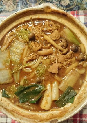 味噌煮込みうどん鍋☆簡単豚肉バージョン♪-レシピのメイン写真