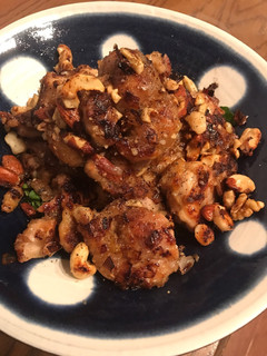 鳥もも肉とナッツのスパイス炒め-レシピのメイン写真