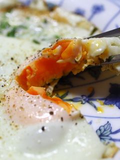焼きチーズでカリカリ目玉焼き-レシピのメイン写真
