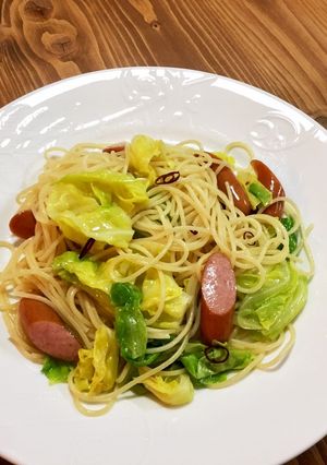 春キャベツとソーセージのペペロンチーノ♪-レシピのメイン写真