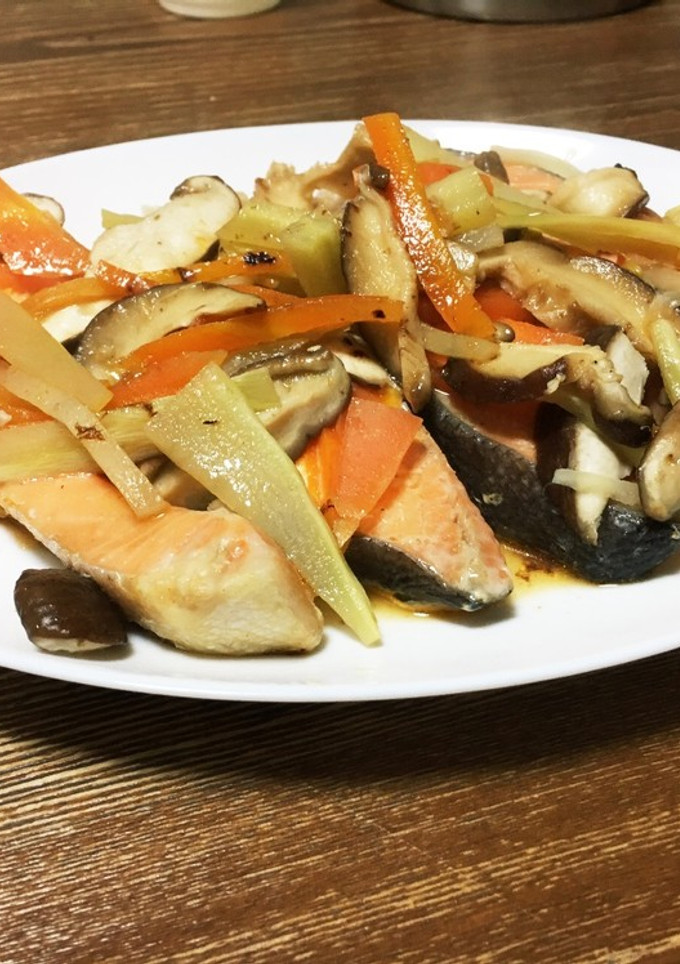 塩シャケの蒸し煮-レシピのメイン写真