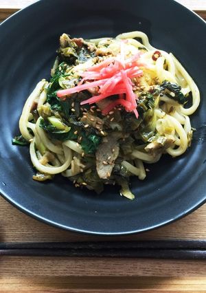 【高菜大量消費】高菜と豚肉の焼きうどん-レシピのメイン写真