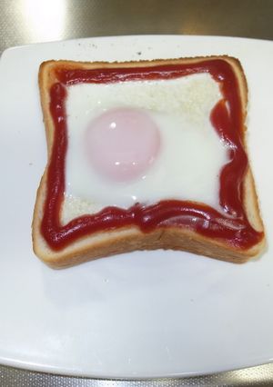 簡単・朝食目玉トースト-レシピのメイン写真