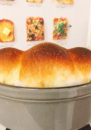 ストウブde山食サザエさん♪-レシピのメイン写真