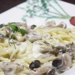 รูปของ とろ～りチーズのきのこパスタ