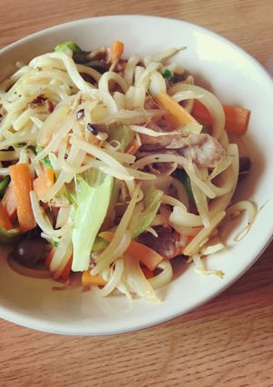 豚肉レタスもやしと具沢山焼うどん♡-レシピのメイン写真