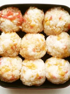 揚げ玉と紅生姜のおにぎり-レシピのメイン写真