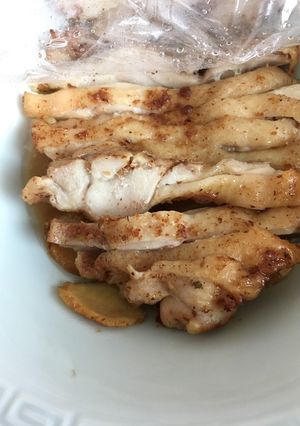 鶏もも肉で出汁の旨味たっぷり鶏ハム-レシピのメイン写真