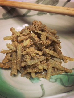 定番常備菜「ごぼうの胡麻和え」-レシピのメイン写真