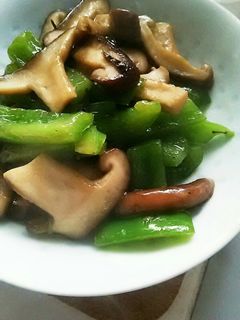 ピーマンと椎茸の炒め煮-レシピのメイン写真