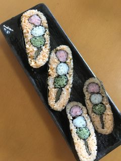 お花見にぴったり!三色だんご巻き寿司-レシピのメイン写真