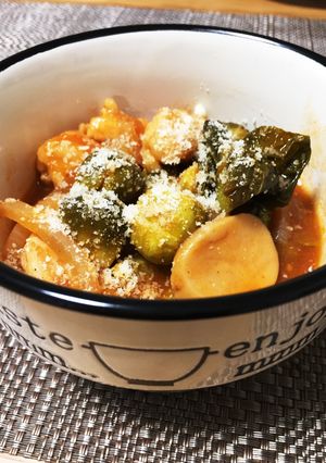 新玉ねぎ★ささみと芽キャベツのトマト煮-レシピのメイン写真