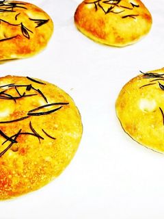 ローズマリーのフォッカチャ-レシピのメイン写真