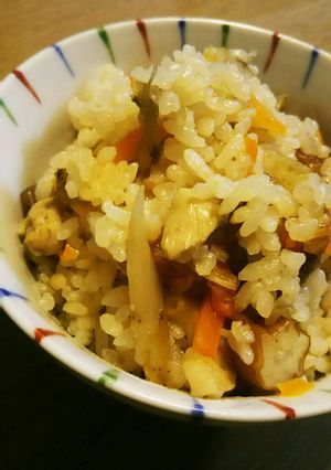 素朴な味☆我が家の炊き込みご飯☆-レシピのメイン写真