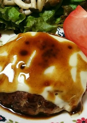 食パンでふわふわハンバーグ-レシピのメイン写真