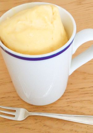 簡単♡キャラメルチップマグカップ卵ケーキ-レシピのメイン写真