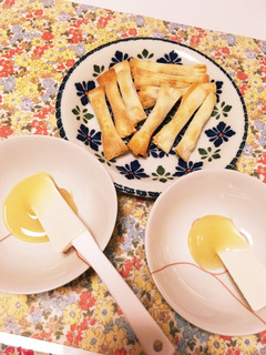 はちみつディップのチーズカリカリ-レシピのメイン写真