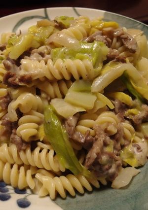 甘うま！春キャベツでストロガノフパスタ-レシピのメイン写真