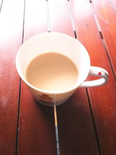 午後てぃーと紅茶で美味しいミルクティー♡-レシピのメイン写真