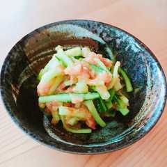 รูปของ 梅と鰹節のさっぱりきゅうりあえ