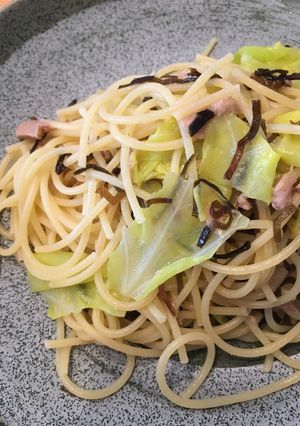 鍋一つで簡単！塩昆布と春キャベツのパスタ-レシピのメイン写真