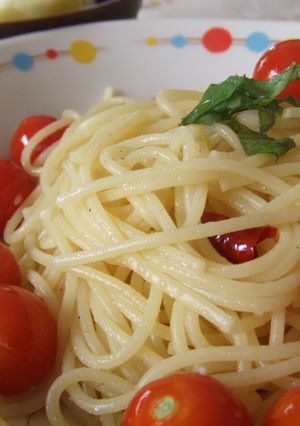 ミニトマトとバジルのパスタ-レシピのメイン写真