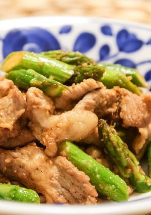 簡単✨アスパラガスと豚肉の胡麻醤油炒め-レシピのメイン写真