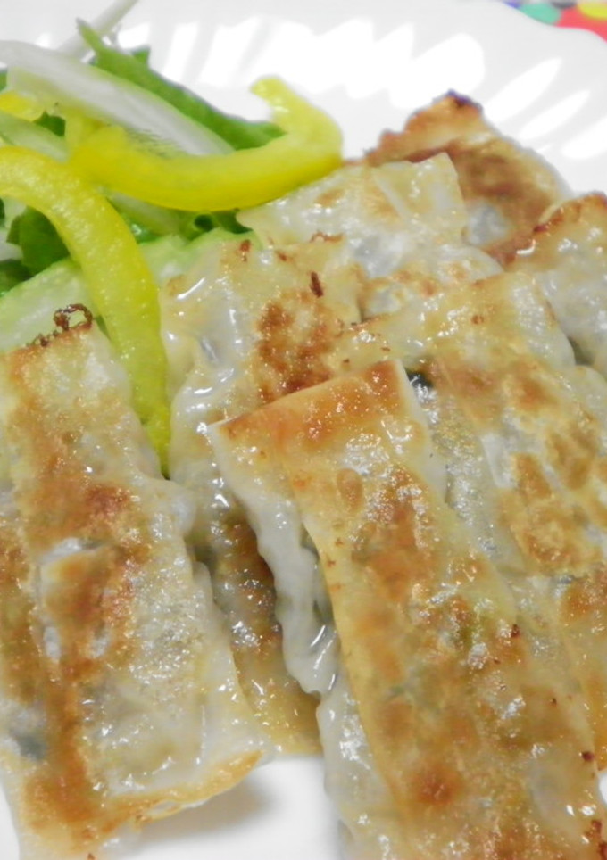 菜の花と新玉ねぎの棒餃子-レシピのメイン写真