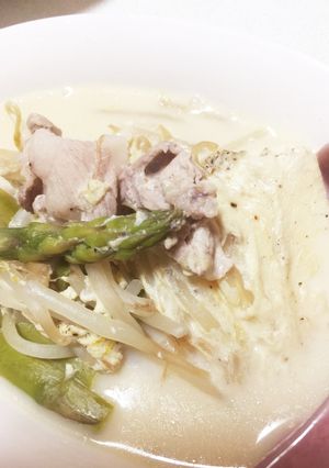 コンソメでスープ完食豆乳鍋-レシピのメイン写真
