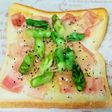 爽やかチーズベーコンアスパラトースト