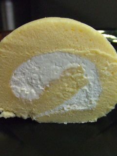 ふわふわしっとりロールケーキ。-レシピのメイン写真