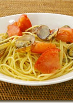 旨味たっぷり！あさりとトマトの和風パスタ-レシピのメイン写真