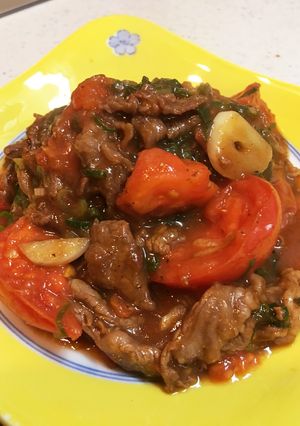 簡単＊牛肉とトマトのオイスターソース炒め-レシピのメイン写真