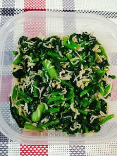 蕪の葉としらすのゴマ油炒め☆つくおきも○-レシピのメイン写真