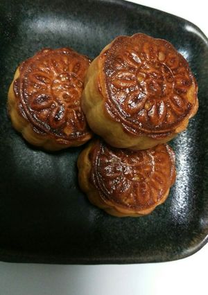 ❀割りと本格的？月餅フルグラ杏仁餡❀-レシピのメイン写真