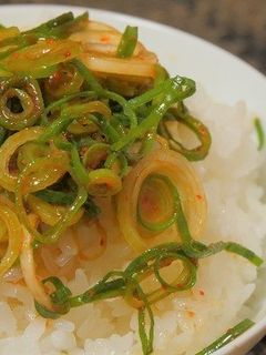 簡単 ピリ辛ネギ飯-レシピのメイン写真
