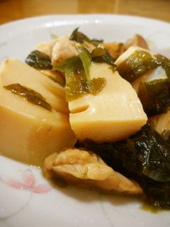 鶏肉とたけのことわかめの煮物-レシピのメイン写真